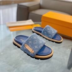 Louis Vuitton Slippers